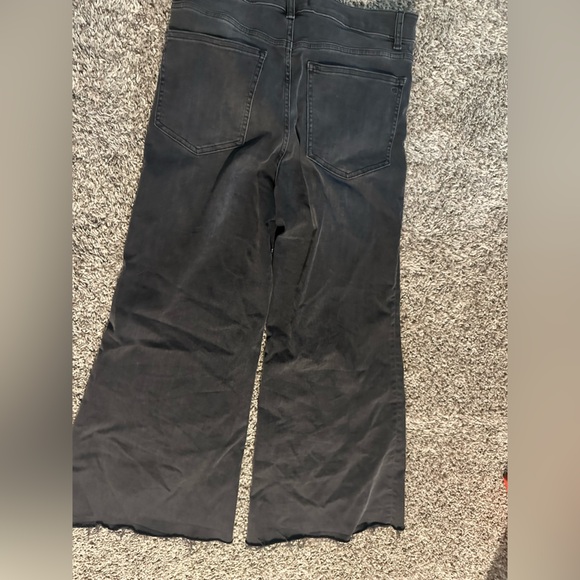 Madewell Charcoal Flare Wide-Leg Jeans - Picture 9 of 9